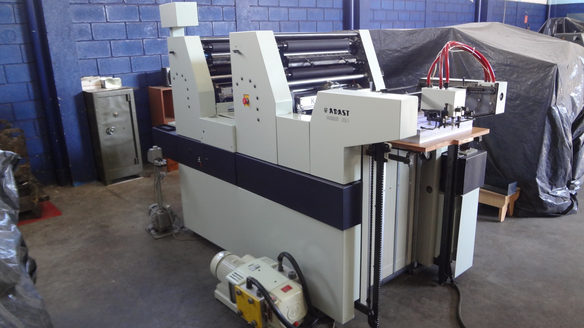 Adast Dominant 525 Picture